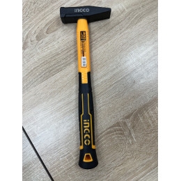 Молоток слесарный 500 гр. INGCO HMH8180500 INDUSTRIAL