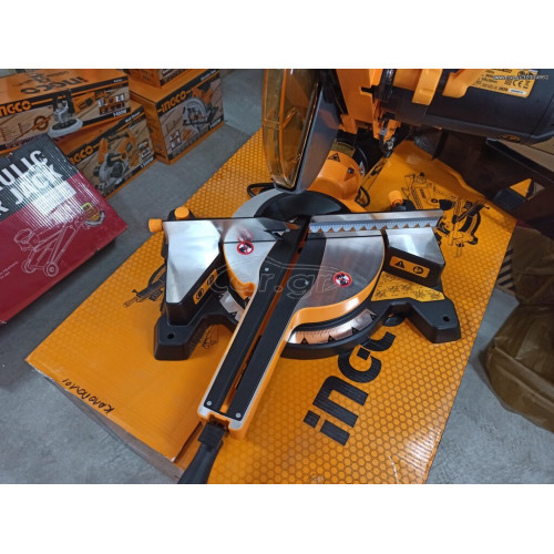 Универсальная торцовочная пила 1800Вт 305мм INGCO MT2S18002 INDUSTRIAL