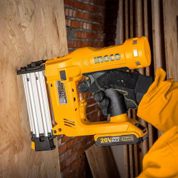 Аккумуляторный гвоздезабиватель нейлер 20В 15-50мм без АКБ и ЗУ INGCO CBNLI2028 INDUSTRIAL
