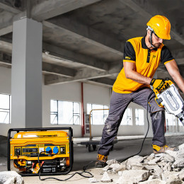 Бензиновый генератор 220В 2,8 кВт INGCO GE30005-1