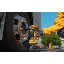 Аккумуляторный ударный гайковерт BL 20В 850Hm 1/2 SUPER INGCO CIWLI2085 INDUSTRIAL