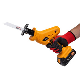 Пила сабельная мини PARTISAN PSC-2111