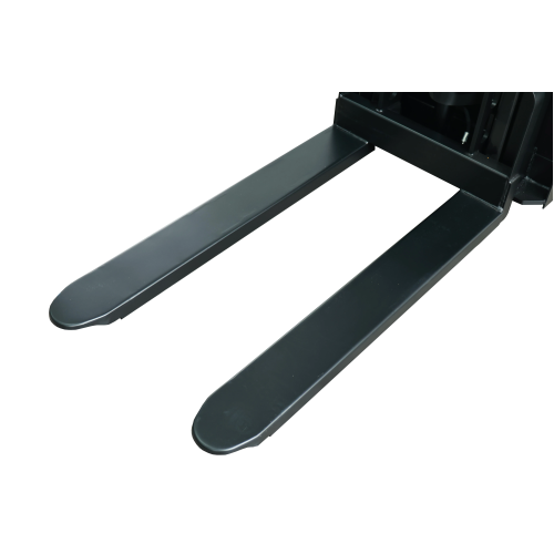 Штабелер самоходный с платформой оператора Shtapler QDR 1635 (L150)