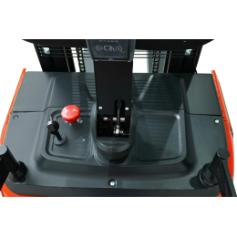 Штабелер самоходный с платформой оператора Shtapler QDR 1630 (L150)